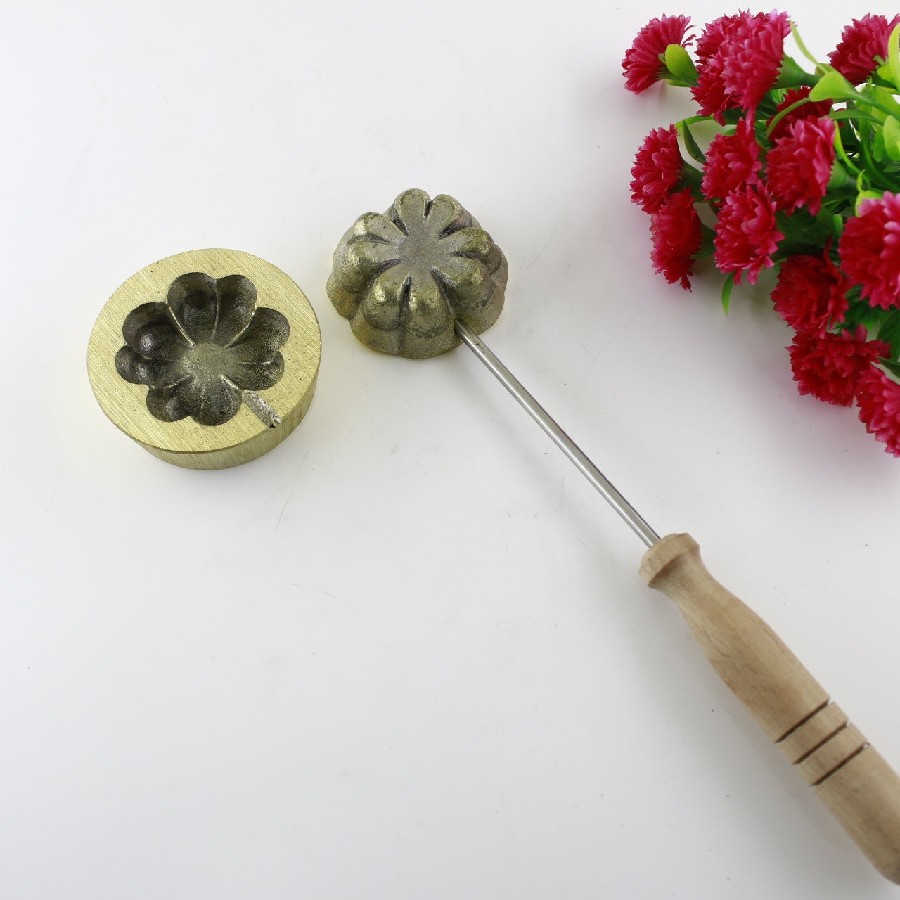 Millinery Flower Making Iron Mold / Petal Mould silk - Mould Tool - leather flower molds 5cm