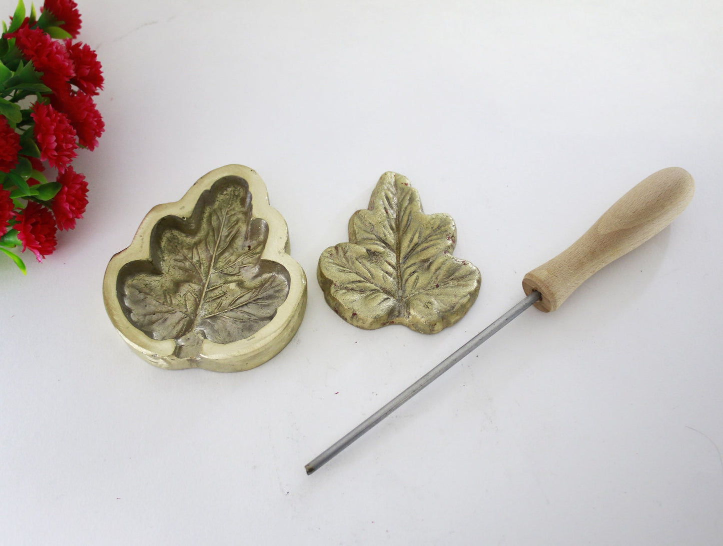 Millinery Flower making tool Flower making iron Mould Leaf - Petal Mould silk - 7.5cm x 7cm