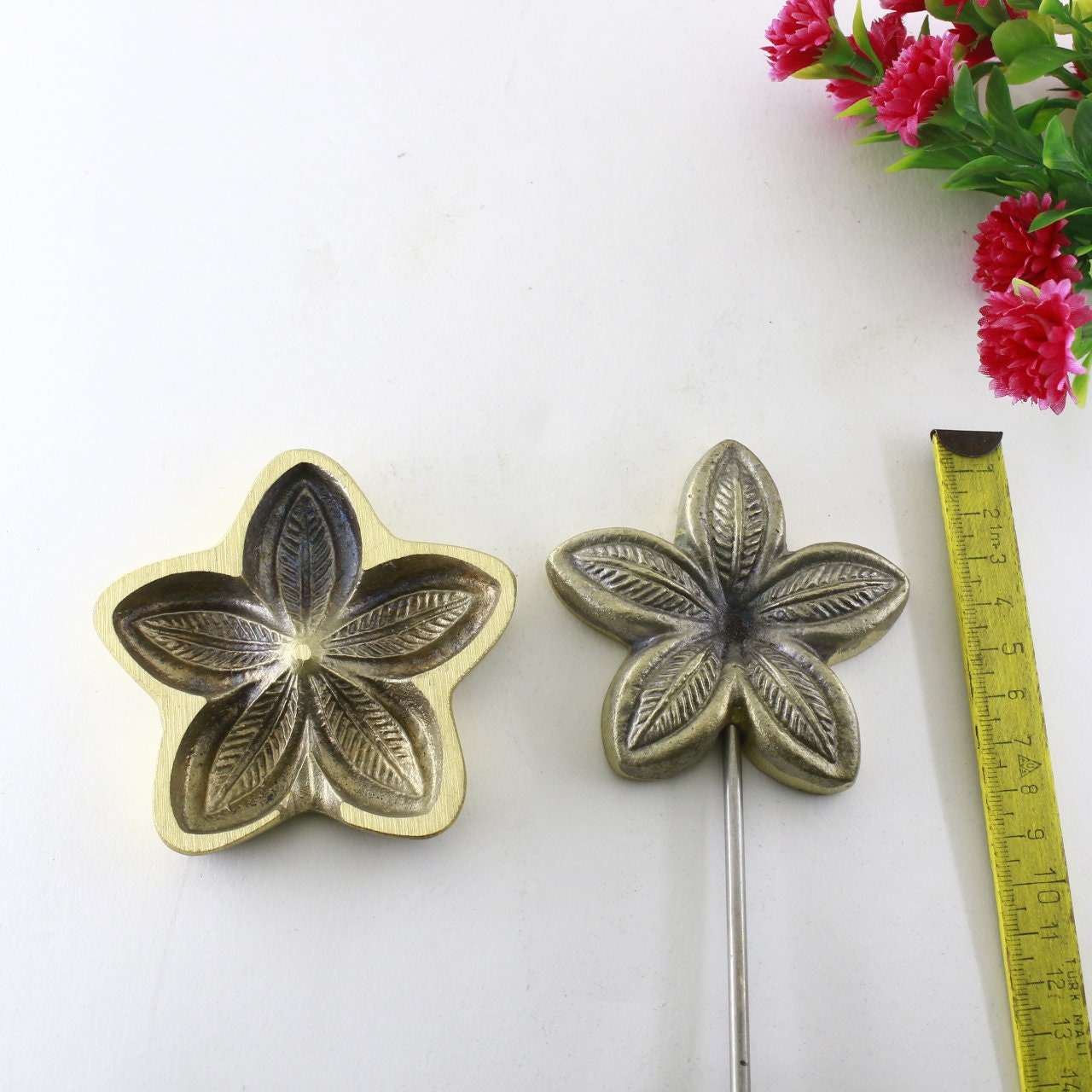 Millinery Flower making tool - leather flower molds - Flower making iron Mould Leaf - Petal Mould silk - 7cm