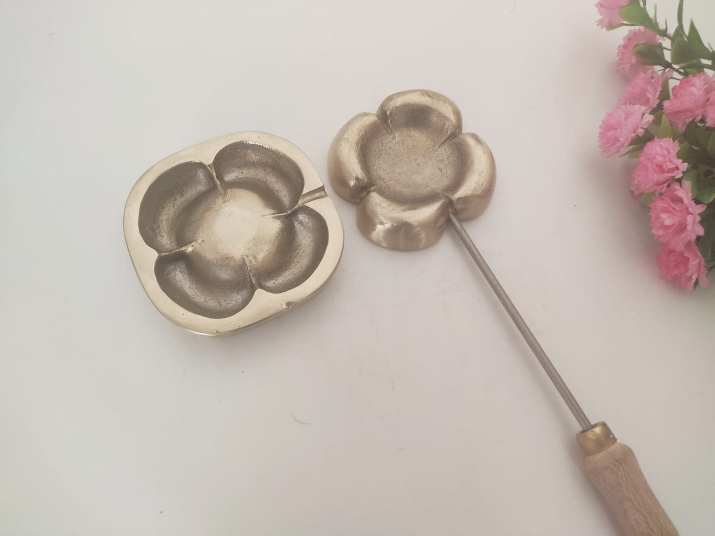 Millinery Flower making tool Flower making iron Mould /Petal Mold silk 7cm x7cm