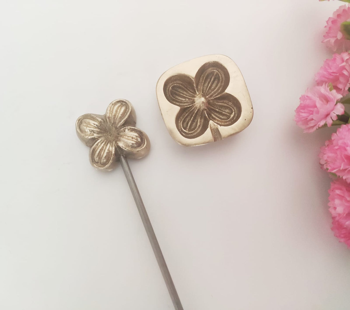 Millinery Flower making tool Flower making iron Mould /Petal Mold silk 3cm x 3cm