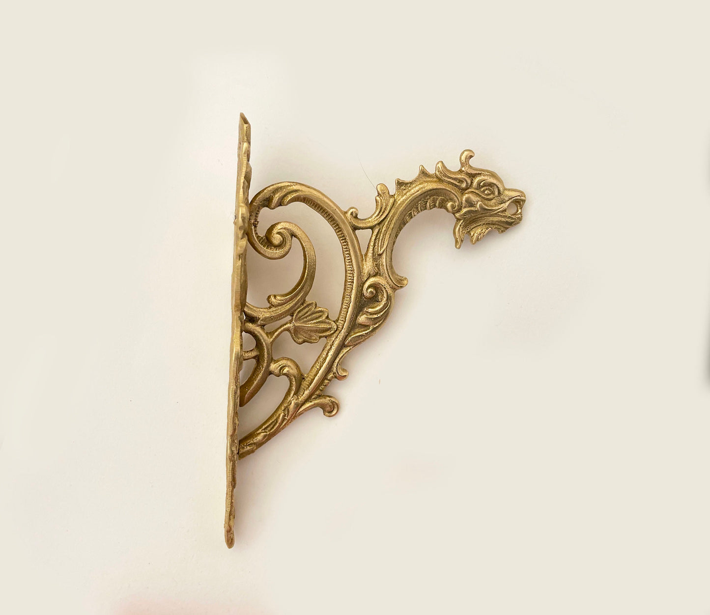 Planters Hanger Minimalist Plant bracket Brass Wall hook dragon figure vintage style Plant Hooks
