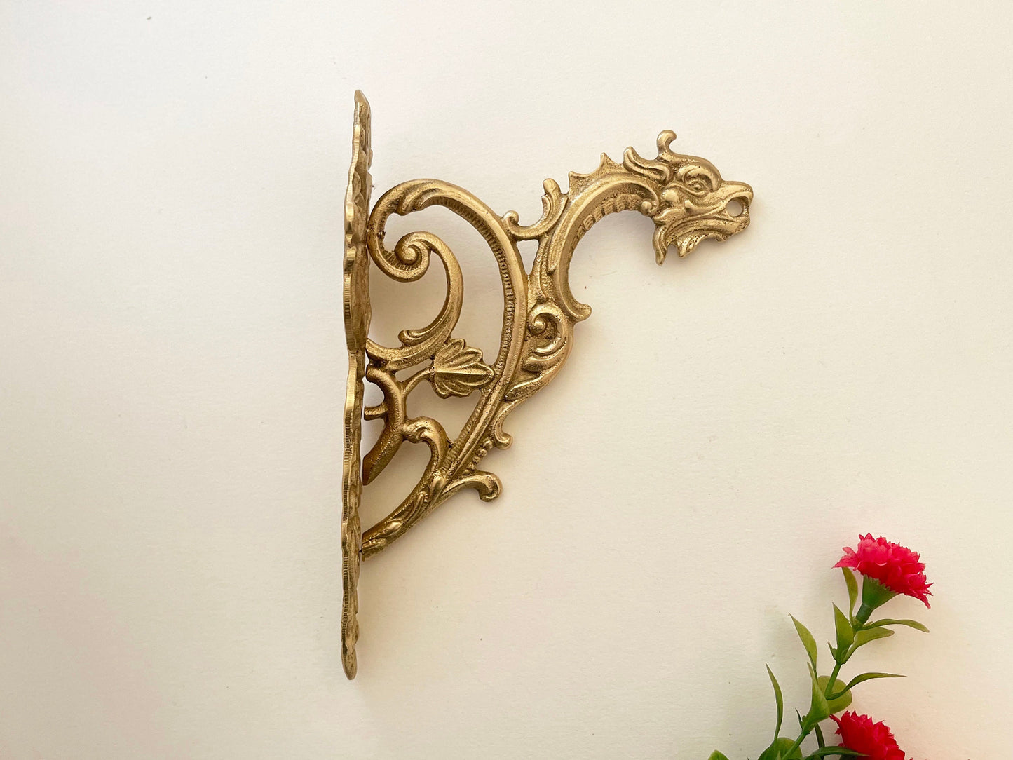 Planters Hanger Minimalist Plant bracket Brass Wall hook dragon figure vintage style Plant Hooks
